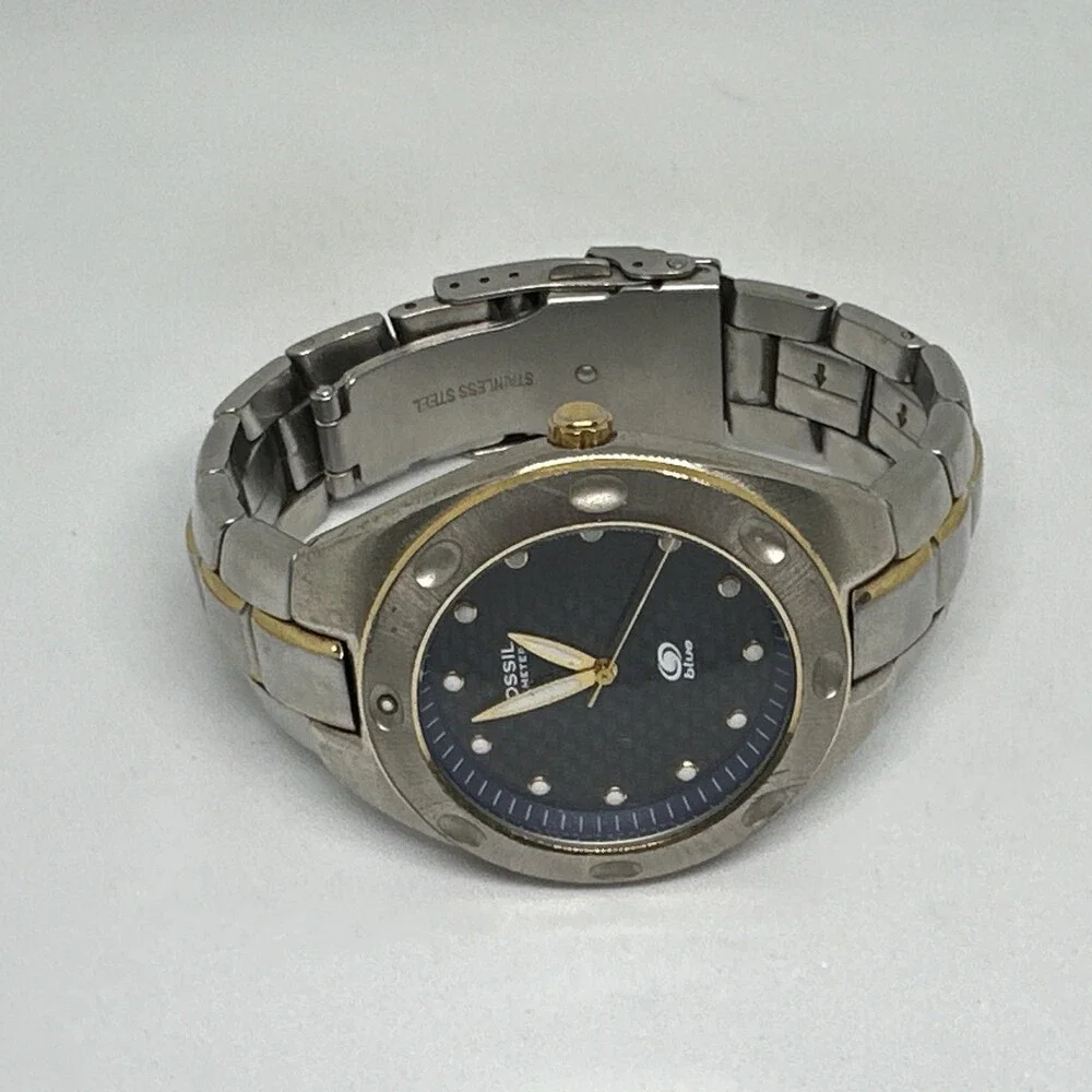 Fossil Blue AM3305 Men's Silver Stainless Steel Analog Dial Quartz Watch HME748